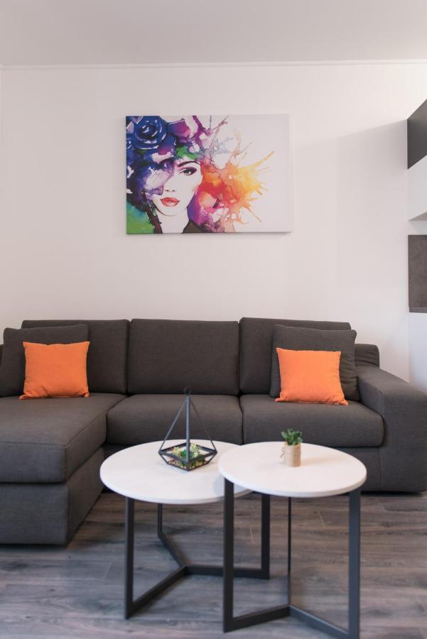 Apartments Sherri 里耶卡 外观 照片
